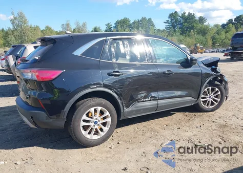 2021 Ford Escape Se z USA, uszkodzony, nr VIN 1FMCU9G6XMUA60930